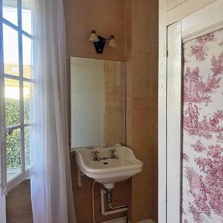 Charmante Maison à 50m De La Casa vacanze